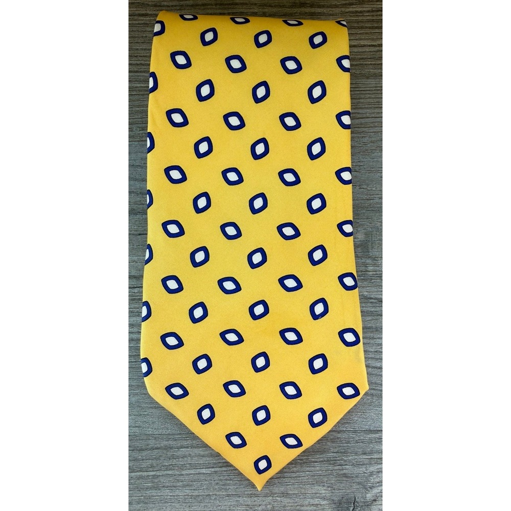 Brooks Brothers Makers Yellow Geometric Pure Silk Tie Made USA Italian Fabric